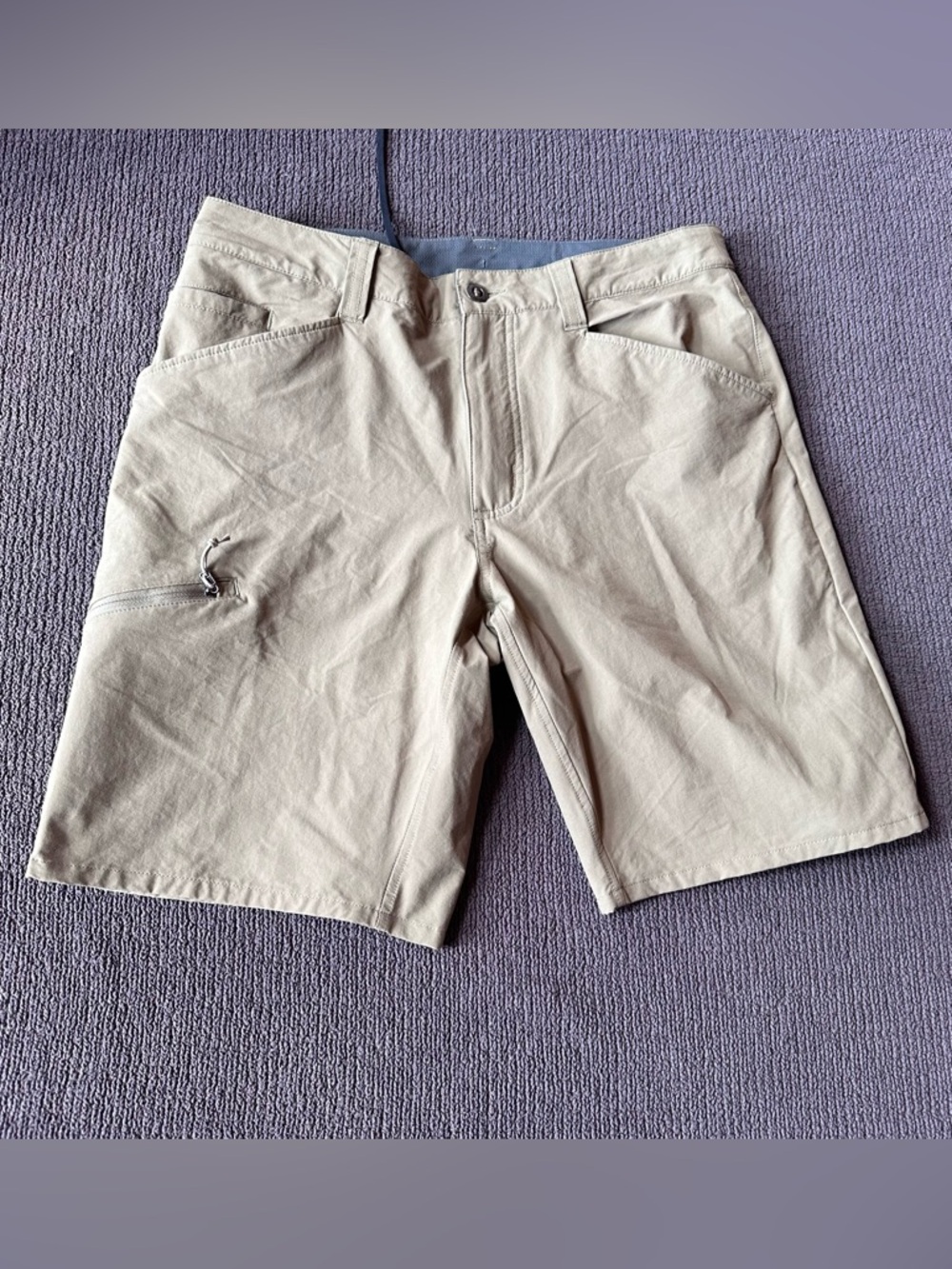 Patagonia Shorts Mens Size 33 Beige Quandary Lightweight Stretch Hiking Outdoors